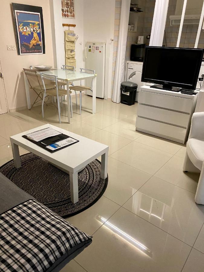 Appartement 2 Chambres - Suquet, Terrasse Et Parking Cannes Kültér fotó