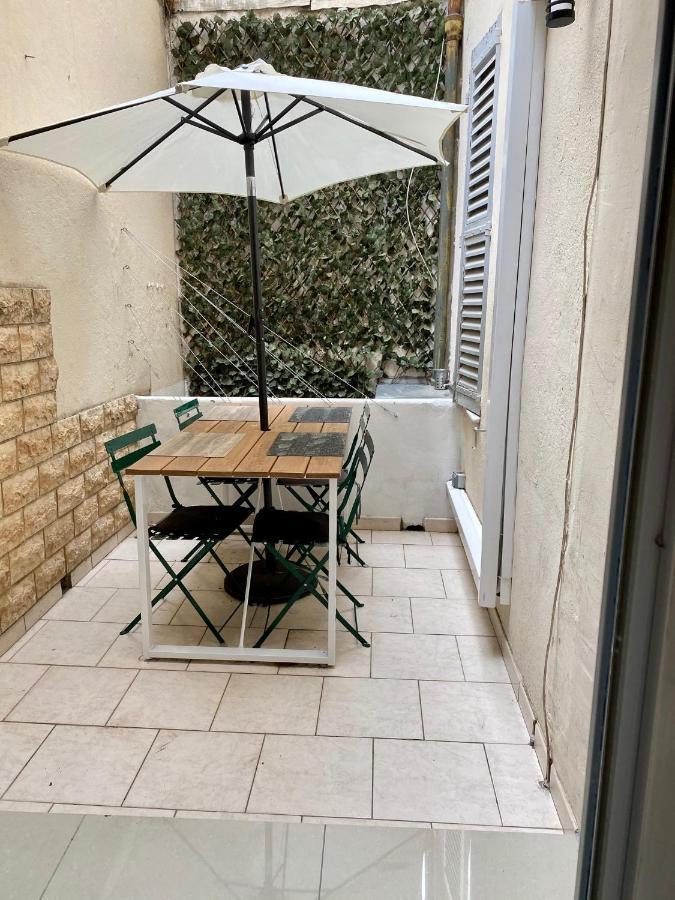 Appartement 2 Chambres - Suquet, Terrasse Et Parking Cannes Kültér fotó