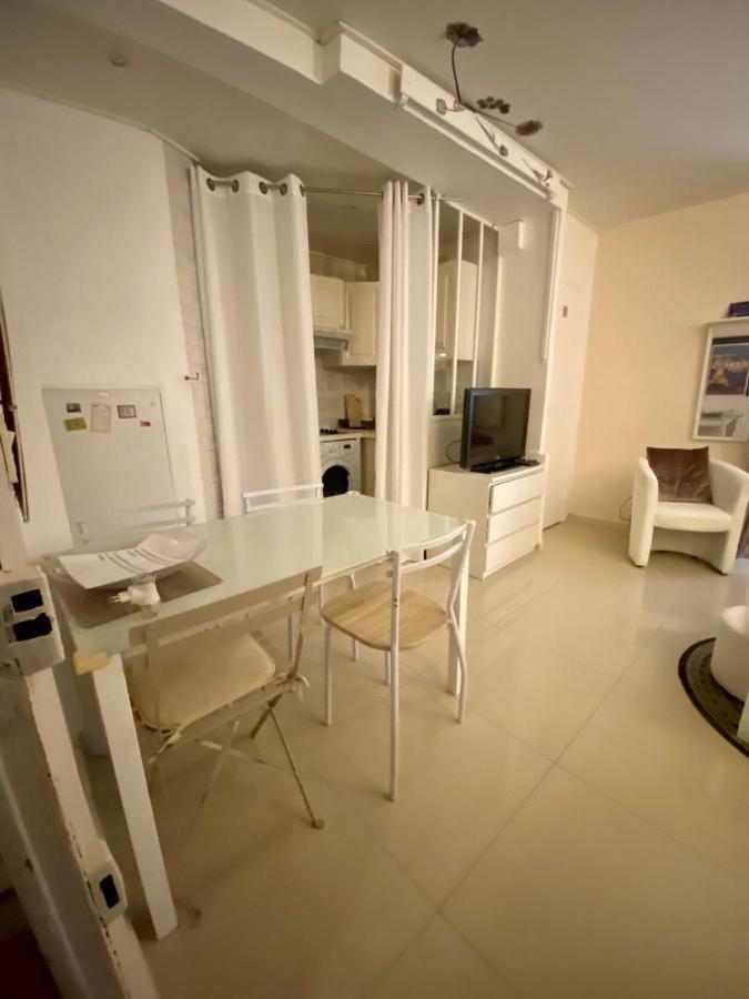 Appartement 2 Chambres - Suquet, Terrasse Et Parking Cannes Kültér fotó