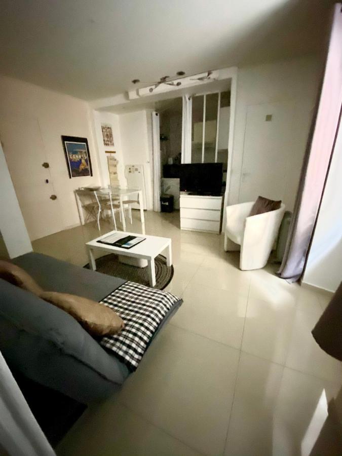 Appartement 2 Chambres - Suquet, Terrasse Et Parking Cannes Kültér fotó