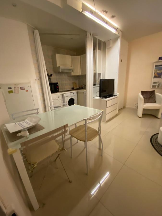 Appartement 2 Chambres - Suquet, Terrasse Et Parking Cannes Kültér fotó