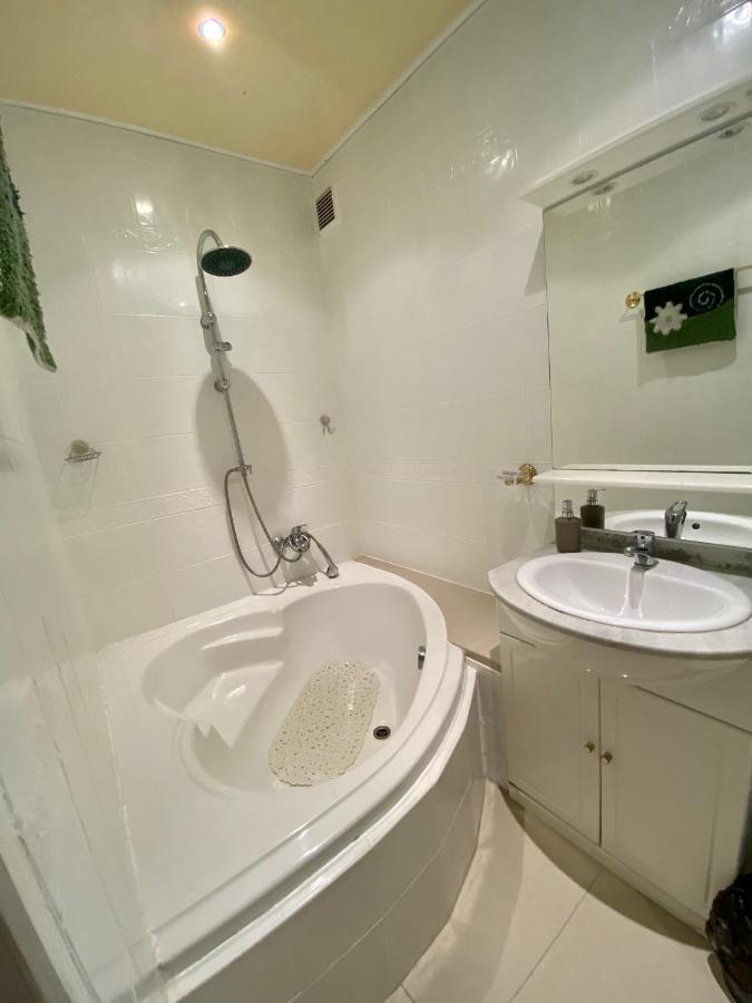 Appartement 2 Chambres - Suquet, Terrasse Et Parking Cannes Kültér fotó