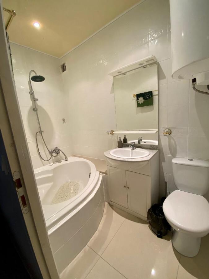 Appartement 2 Chambres - Suquet, Terrasse Et Parking Cannes Kültér fotó